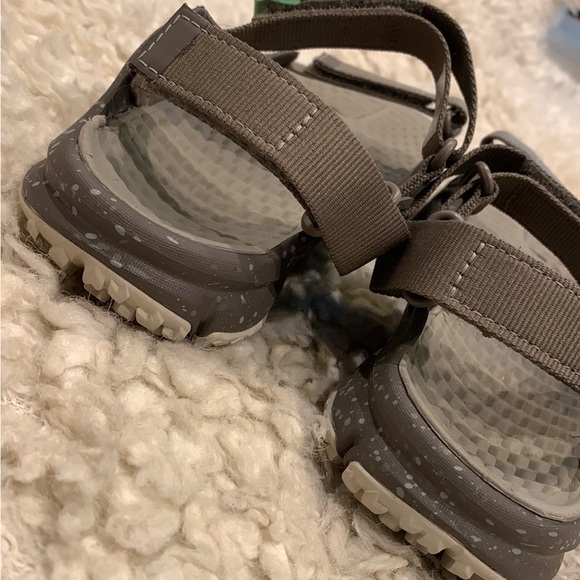 Merrell “Brindle” Performance Footwear Sandals - Picture 4 of 10